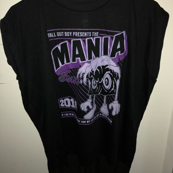 Fall Out Boy Tour Women’s T-Shirt - Picture 1 of 3